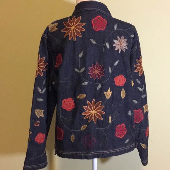 Chico’s jacket denim embroidered - Picture 4 of 6